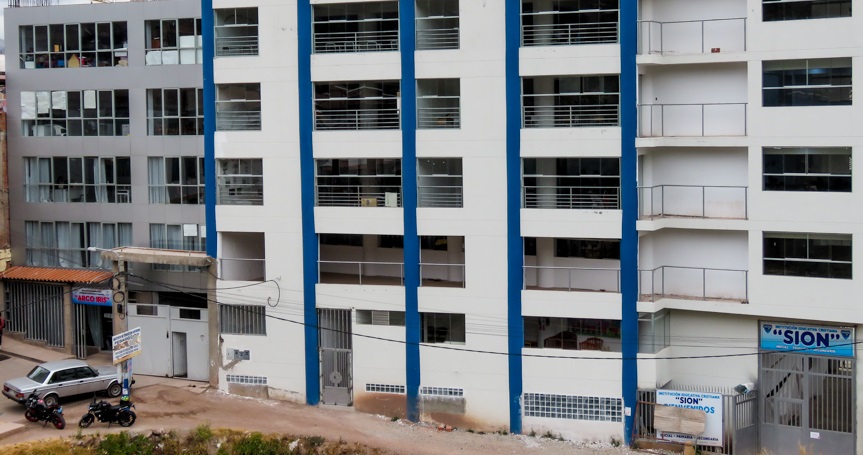 Edificio del Instituto Arco Iris